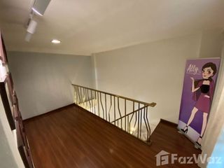 Gewerbefläche zum Kauf mit 4 Zimmer in Watthana, Bangkok