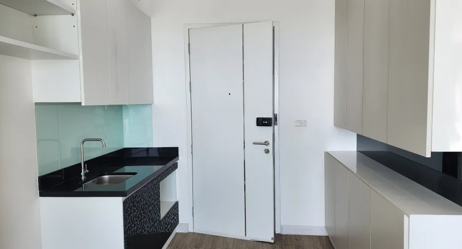 For rent 1 bed condo in Mueang Rayong, Rayong