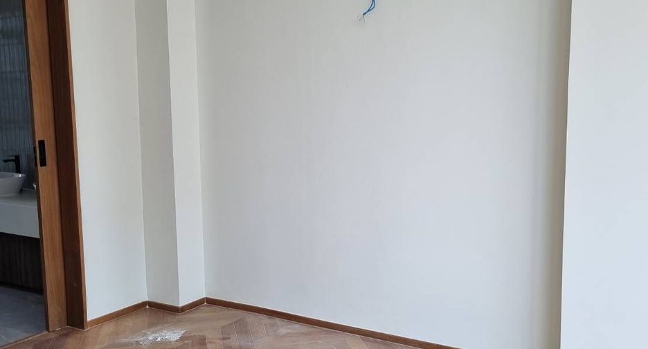 For sale 3 bedrooms retail Space in Prawet, Bangkok