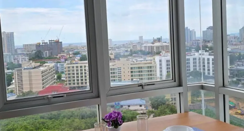 For rent 2 bedrooms condo in Bang Lamung, Chonburi