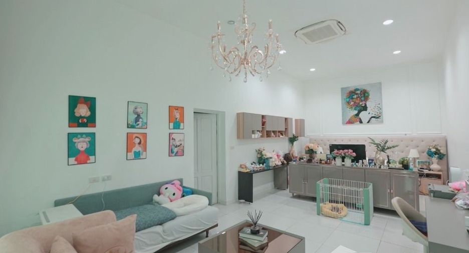 For sale 4 bedrooms house in Bang Sue, Bangkok