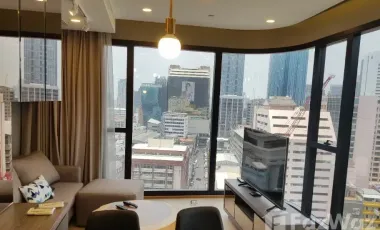 Condo en venta y en alquiler de 2 habitaciones en Bang Rak, Bangkok