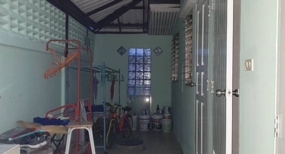 For sale 5 bedrooms house in Sai Mai, Bangkok