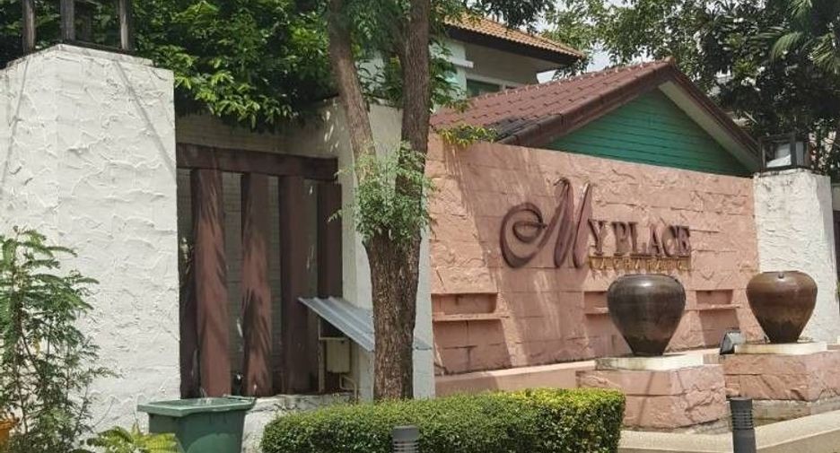 For sale 5 bedrooms house in Sai Mai, Bangkok