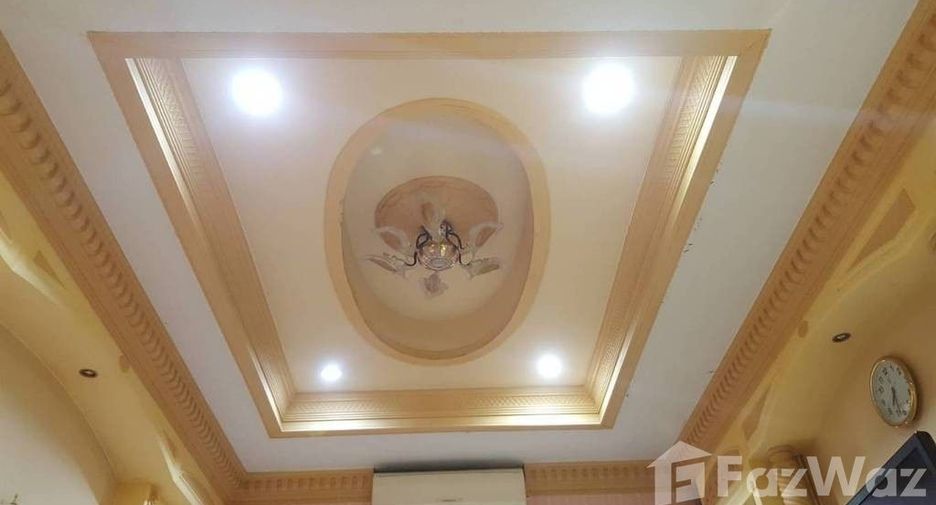 For sale 5 bedrooms house in Sai Mai, Bangkok