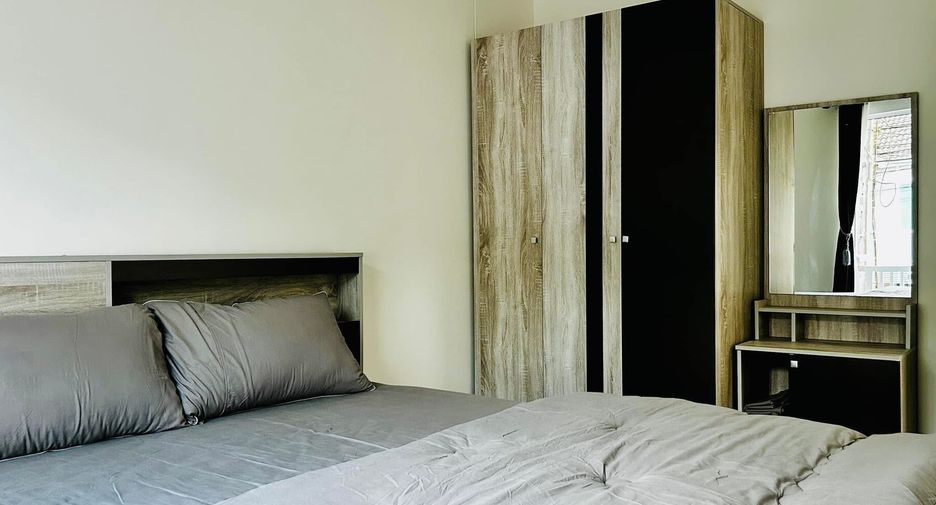 For rent 3 bedrooms townhouse in Thalang, Phuket