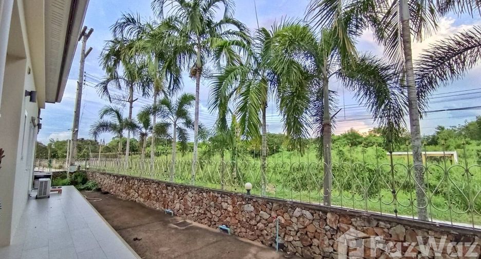 For sale 6 bedrooms villa in Sattahip, Chonburi