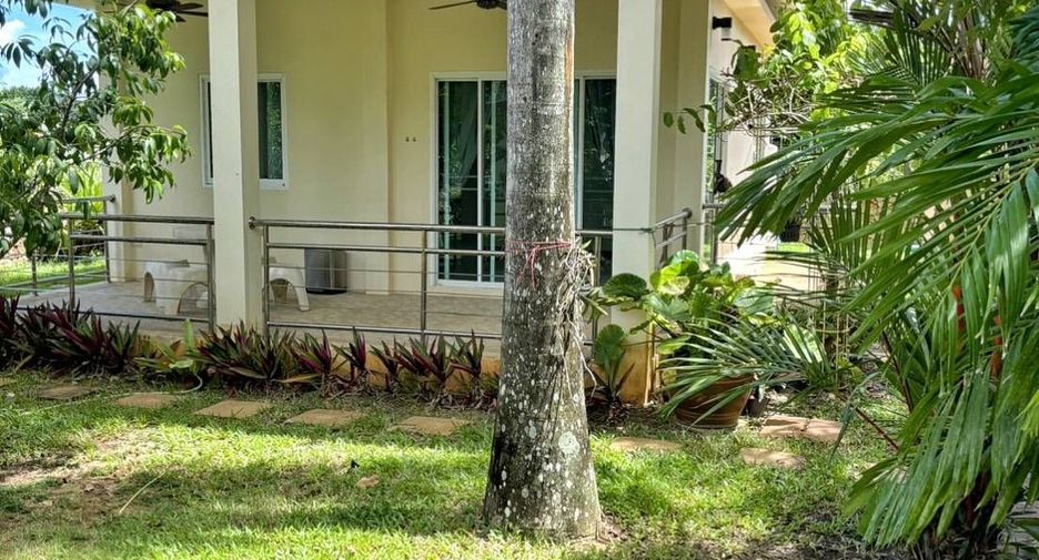For sale 6 bedrooms villa in Sattahip, Chonburi