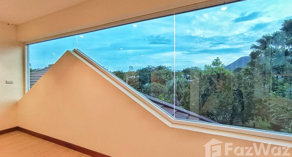 For sale 6 bedrooms villa in Sattahip, Chonburi