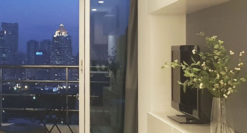 For sale 4 bedrooms condo in Pathum Wan, Bangkok