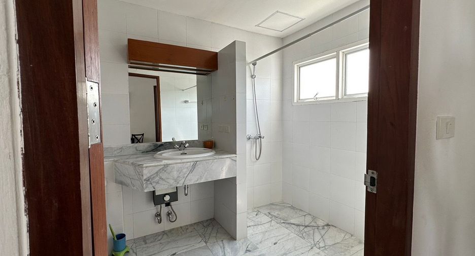 For sale 2 bedrooms condo in Hua Hin, Prachuap Khiri Khan