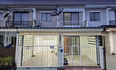 Reihenhaus zum Kauf und zur Miete mit 3 Zimmer in Bang Sao Thong, Samut Prakan