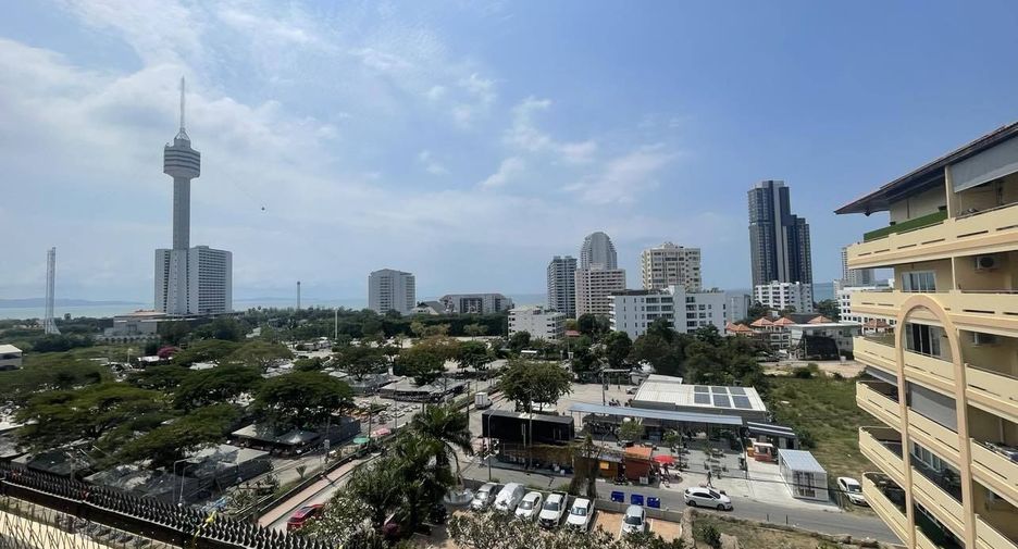 For rent and for sale 3 bedrooms condo in Bang Lamung, Chonburi