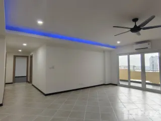 For sale and for rent 3 bedrooms condo in Bang Lamung, Chonburi