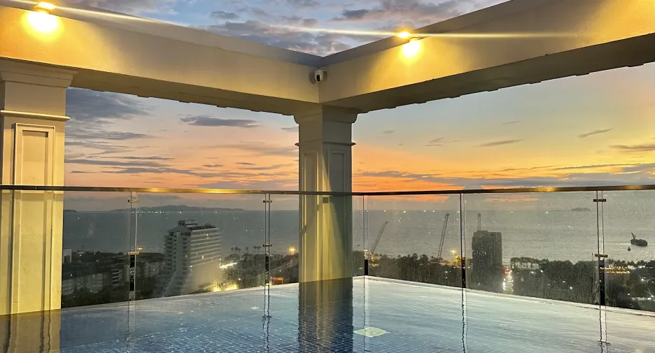 For sale 2 bedrooms apartment in Bang Lamung, Chonburi