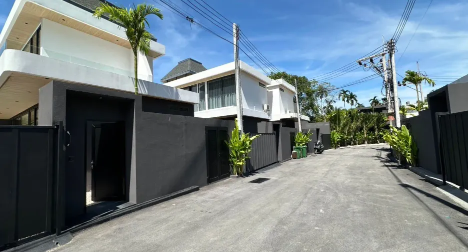 For sale 3 bedrooms villa in Thalang, Phuket