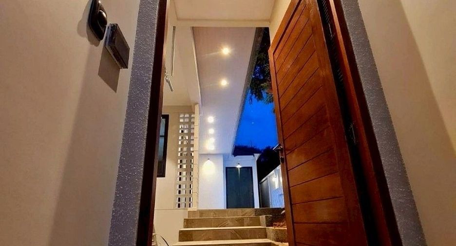 For rent 2 bedrooms villa in Sattahip, Chonburi