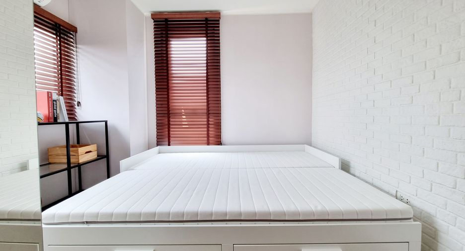 For sale and for rent 2 bedrooms condo in Thon Buri, Bangkok