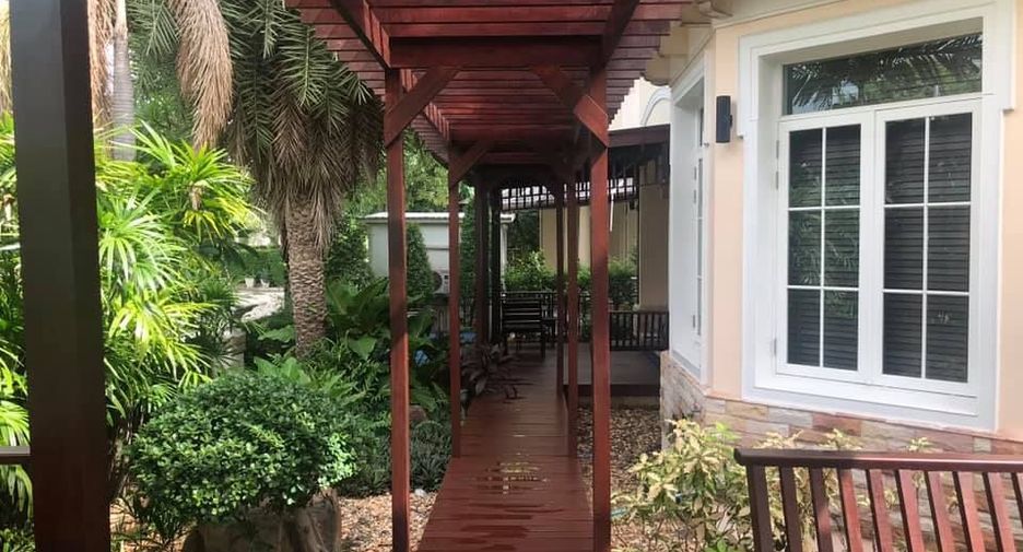 For sale 3 bedrooms house in Bang Bon, Bangkok