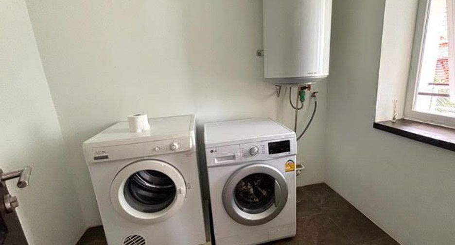 For rent 2 bedrooms condo in Mueang Phuket, Phuket