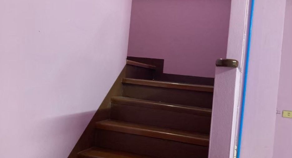 Casa adosada en venta de 2 habitaciones en Nong Khaem, Bangkok