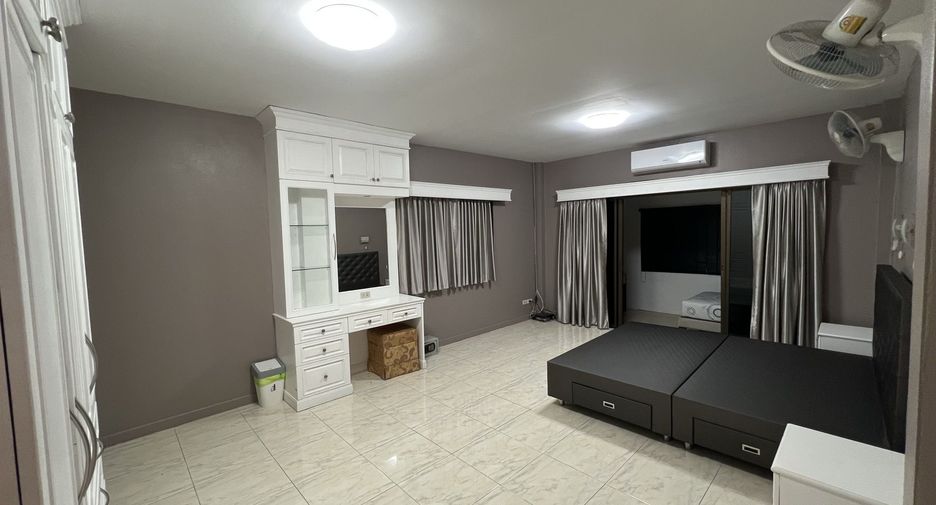 Villa zur Miete mit 4 Zimmer in Bang Lamung, Chonburi