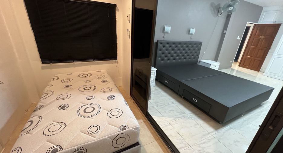 Villa zur Miete mit 4 Zimmer in Bang Lamung, Chonburi