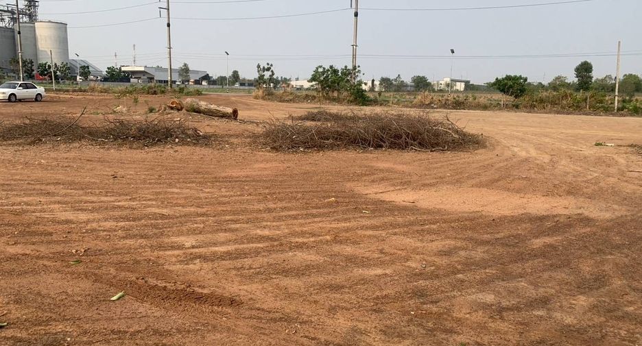 Продажа Участок в Kabin Buri, Прачинбури