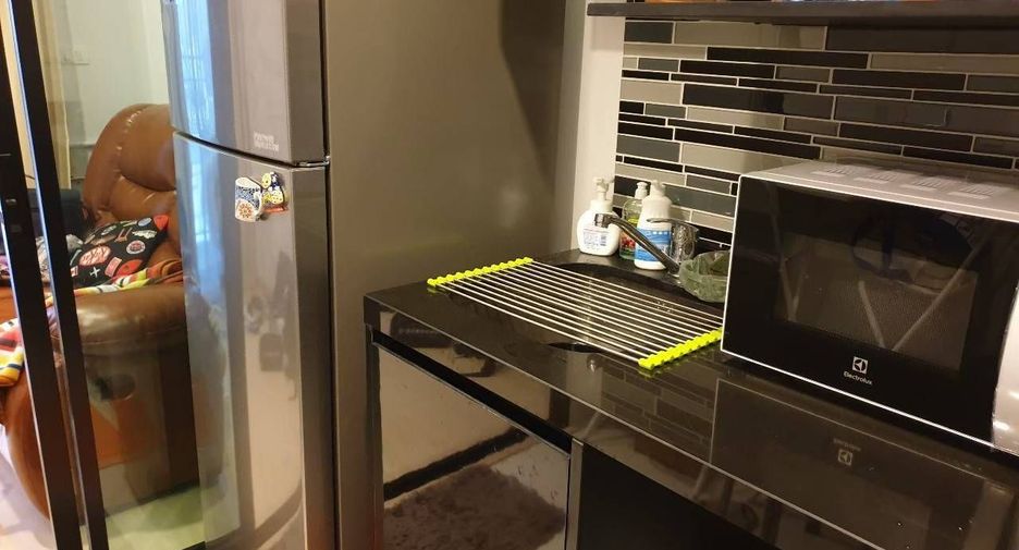 For sale studio condo in Sathon, Bangkok