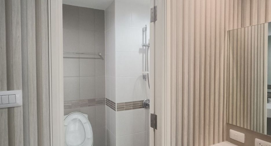 For rent 2 bedrooms condo in Mueang Udon Thani, Udon Thani