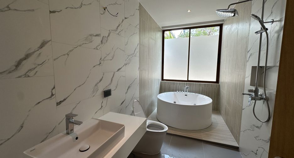 For sale 5 bedrooms villa in Jomtien, Pattaya