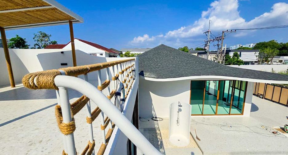 For sale 5 bedrooms villa in Jomtien, Pattaya