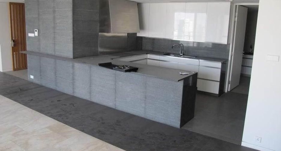 Продажа 3 спальни кондо в Сатхон, Бангкок