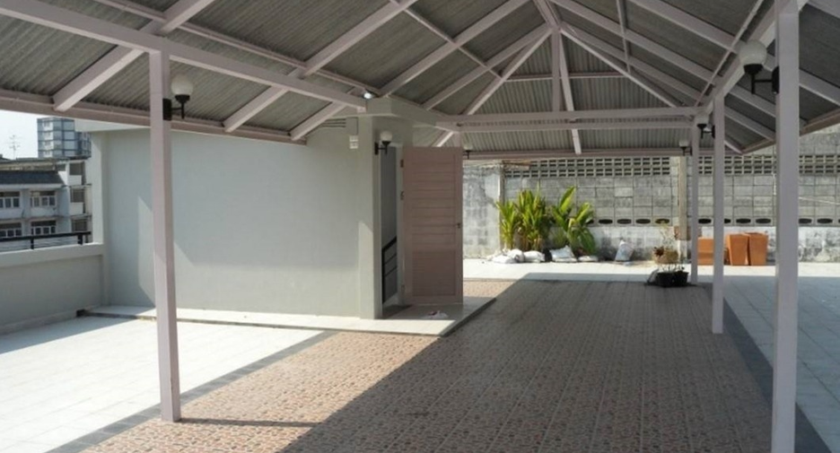 For sale retail Space in Lak Si, Bangkok