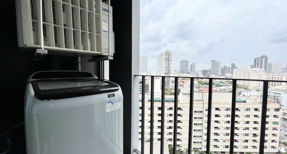 Condo en venta y en alquiler de 1 habitaciones en Huai Khwang, Bangkok