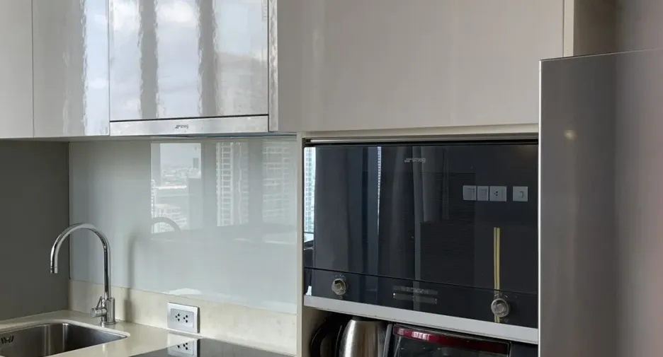 For sale 2 bedrooms condo in Bang Rak, Bangkok