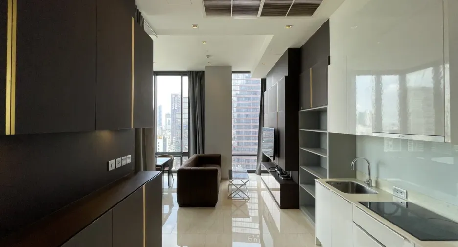 For sale 2 bedrooms condo in Bang Rak, Bangkok