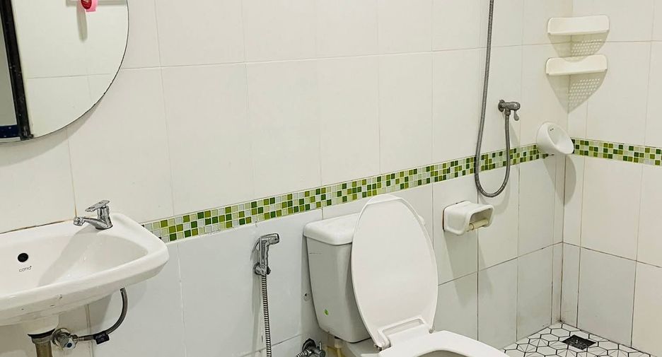 For rent 2 bedrooms townhouse in Mueang Phuket, Phuket
