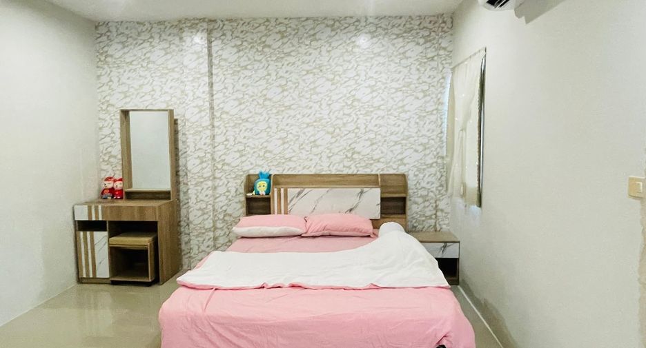 For rent 2 bedrooms townhouse in Mueang Phuket, Phuket