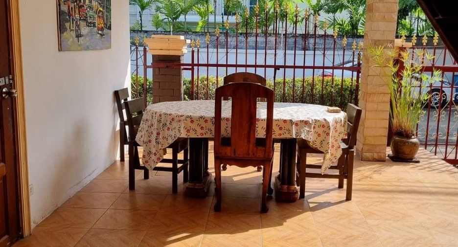 出租 5 卧室 独立屋 在 Bang Lamung, Chon Buri