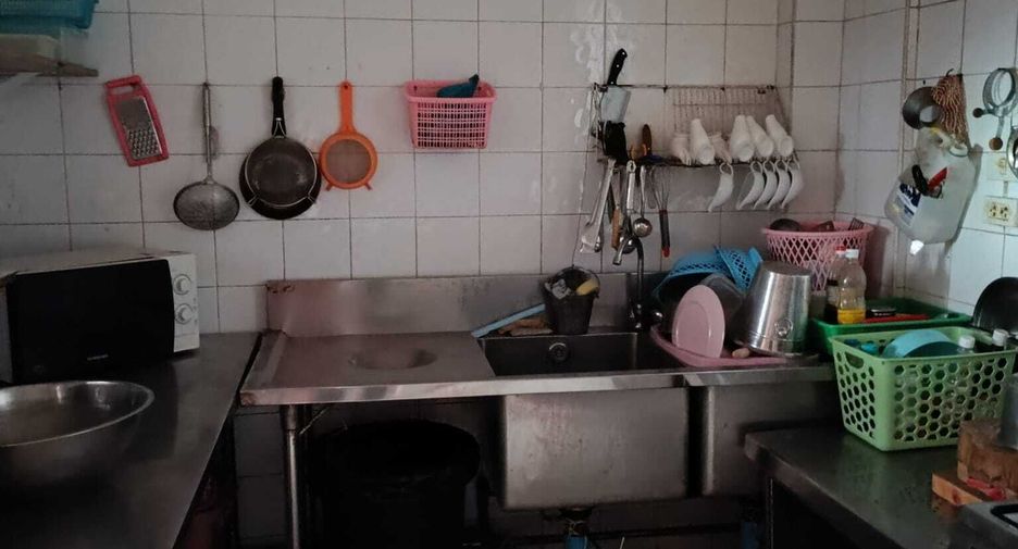 For sale 4 bedrooms retail Space in Bang Lamung, Chonburi