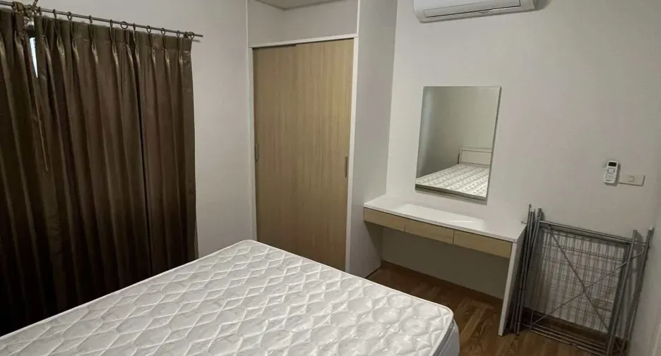 For sale 1 bed condo in Khlong San, Bangkok