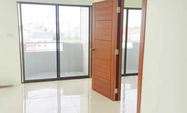 For sale 2 bedrooms condo in Lat Phrao, Bangkok
