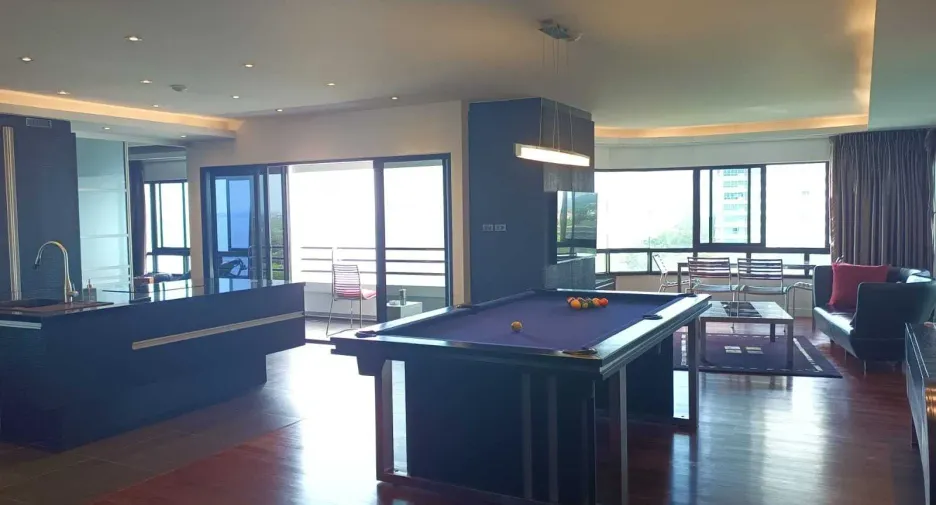 Condo en venta y en alquiler de 3 habitaciones en Sattahip, Chonburi