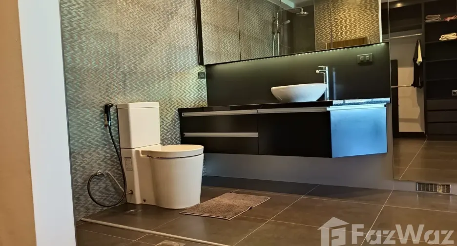 Condo en venta y en alquiler de 3 habitaciones en Sattahip, Chonburi