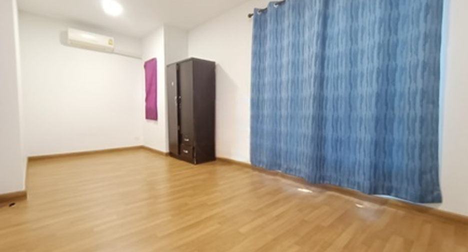 For sale 3 bedrooms townhouse in Bang Bo, Samut Prakan