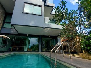 Villa en venta de 4 habitaciones en Kathu, Phuket