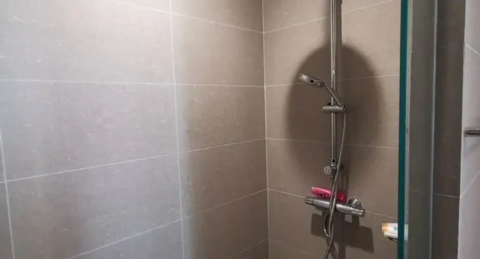 For rent and for sale 1 bed condo in Pathum Wan, Bangkok