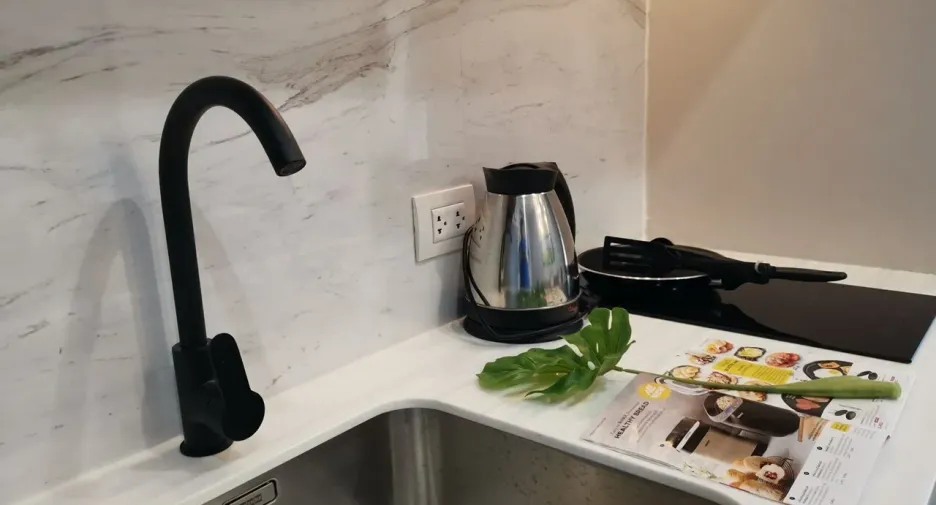 For rent and for sale 1 bed condo in Pathum Wan, Bangkok