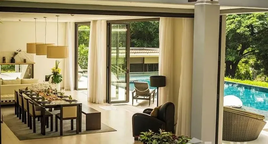 For sale 5 bedrooms villa in Thalang, Phuket